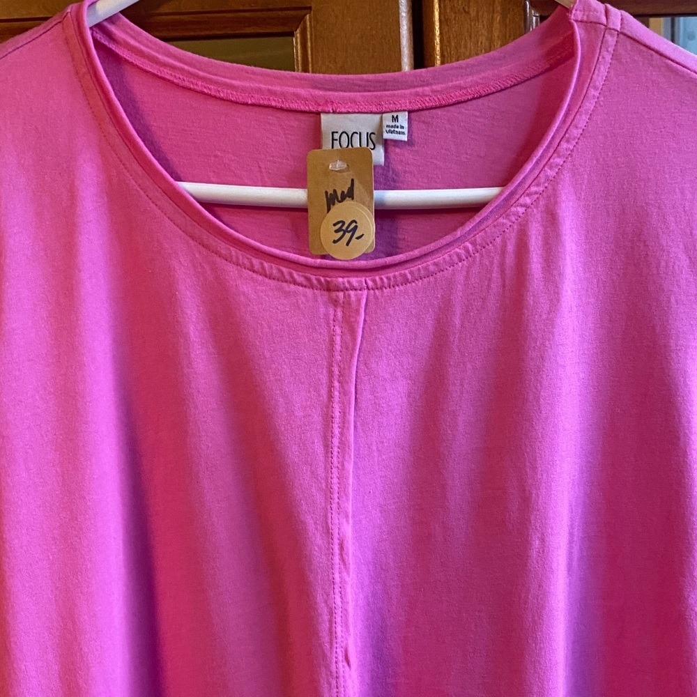 Focus Size Medium Magenta Soft Long Sleeve Top Fall Tunic Barbiecore Flowy - Picture 3 of 11
